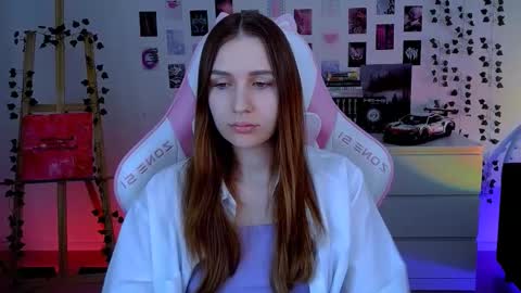 Snapshot of alicecharmy chatting on 10-11-25, 06:23 alicecharmy online show from 10-11-25, 06:23