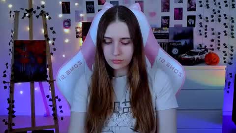 Snapshot of alicecharmy chatting on 10-23-25, 05:40 alicecharmy online show from 10-23-25, 05:40