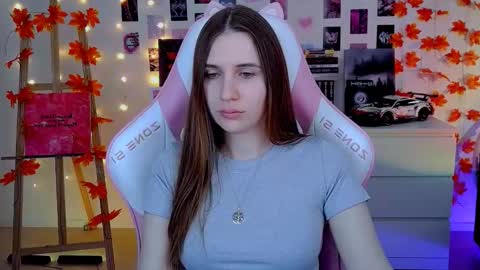 Snapshot of alicecharmy chatting on 11-10-25, 06:23 alicecharmy online show from 11-10-25, 06:23