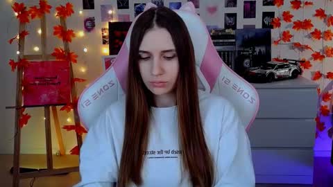 Snapshot of alicecharmy chatting on 11-22-25, 07:29 alicecharmy online show from 11-22-25, 07:29