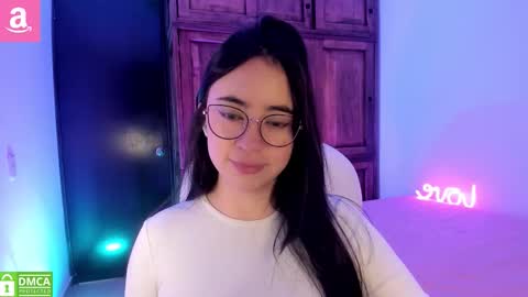 Aliceee  ..   97YP9VWGZHrefnav wishlist lists 1 online show from 09-12-25, 12:05