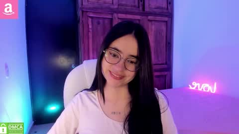 Aliceee  ..   97YP9VWGZHrefnav wishlist lists 1 online show from 09-17-25, 10:06