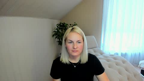 Alicee online show from 12-16-24, 09:35