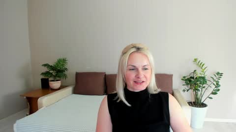 Alicee online show from 01-22-25, 09:13