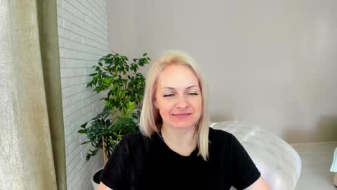 Alicee online show from 02-08-25, 08:42