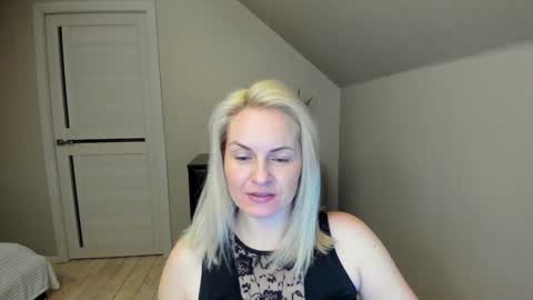 Alicee online show from 02-20-25, 06:57