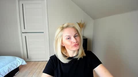 Alicee online show from 02-27-25, 01:17