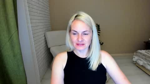 Alicee online show from 09-21-25, 07:48
