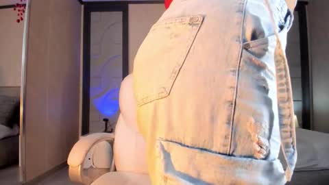 alicee_clark_ online show from 02-20-26, 12:16