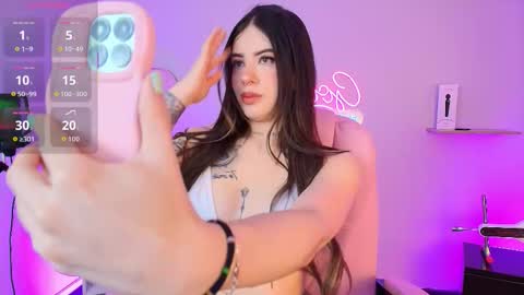 Snapshot of alicee_vixen chatting on 10-15-25, 12:27 Alice online show from 10-15-25, 12:27