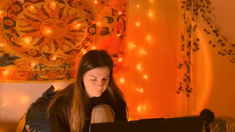 Alice online show from 02-20-26, 01:24