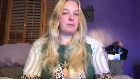 Alice online show from 12-17-25, 11:33