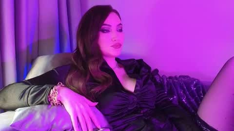 alicejameson online show from 11-10-25, 08:52