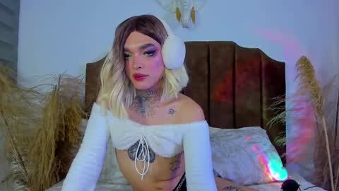 Snapshot of alicejhonsonn chatting on 02-20-25, 03:56 alicejhonsonn online show from 02-20-25, 03:56