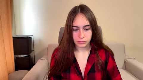 Snapshot of alicekollt chatting on 10-29-25, 08:27 alicekollt online show from 10-29-25, 08:27