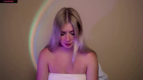 Alice online show from 10-28-25, 03:14