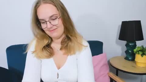 alicesensitive online show from 10-27-25, 11:03