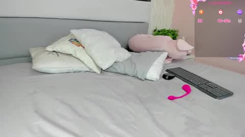          online show from 03-08-25, 11:07