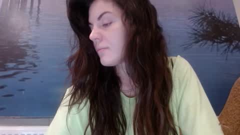 AliceTailorrr online show from 10-21-25, 05:08