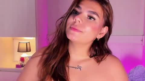 Snapshot of alicethunder_ chatting on 03-06-25, 09:58 A L I C E T H U N D E R online show from 03-06-25, 09:58