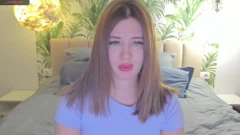 Snapshot of alicetuker chatting on 02-09-26, 04:11 Alice online show from 02-09-26, 04:11