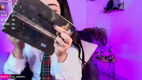 Snapshot of aliceusen chatting on 10-11-25, 09:13 Alice online show from 10-11-25, 09:13