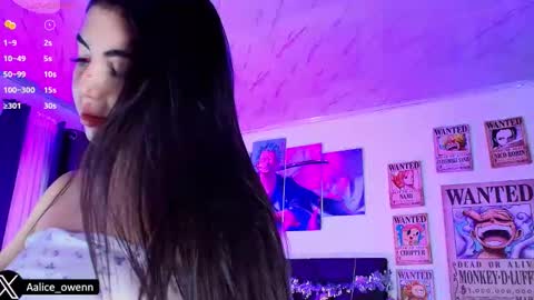 Snapshot of aliceusen chatting on 12-16-25, 09:09 Alice online show from 12-16-25, 09:09