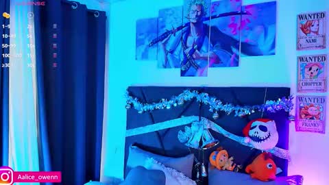 Snapshot of aliceusen chatting on 12-18-25, 09:21 Alice online show from 12-18-25, 09:21