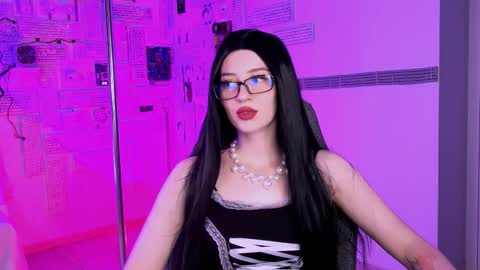 alicewelch_ online show from 09-19-25, 10:49