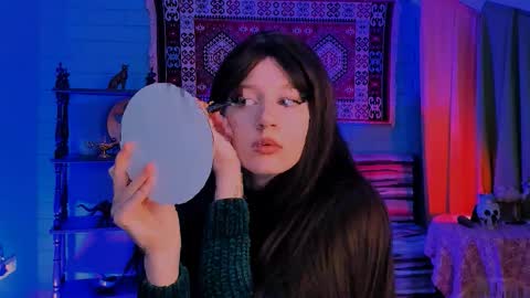 alicewelch_ online show from 10-04-25, 08:34