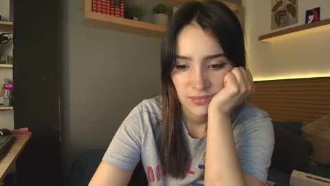 Alice online show from 10-10-25, 09:25