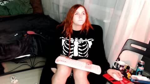 Snapshot of alicewinchesterr chatting on 12-25-24, 12:26 Alice online show from 12-25-24, 12:26
