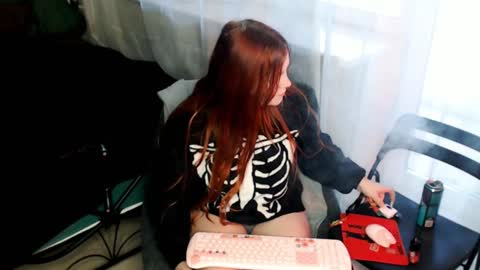 Snapshot of alicewinchesterr chatting on 01-15-25, 09:24 Alice online show from 01-15-25, 09:24