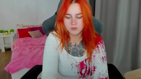 Snapshot of alicewinchesterr chatting on 10-15-25, 06:41 Alice online show from 10-15-25, 06:41