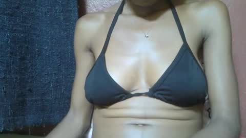 Snapshot of alicia253177 chatting on 02-06-25, 10:48 alicia253177 online show from 02-06-25, 10:48