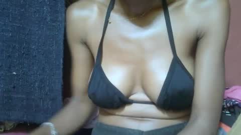 Snapshot of alicia253177 chatting on 02-08-25, 07:59 alicia253177 online show from 02-08-25, 07:59