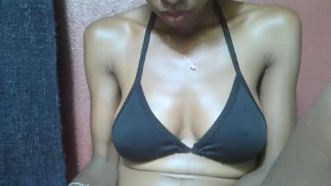 Snapshot of alicia253177 chatting on 02-14-25, 01:18 alicia253177 online show from 02-14-25, 01:18