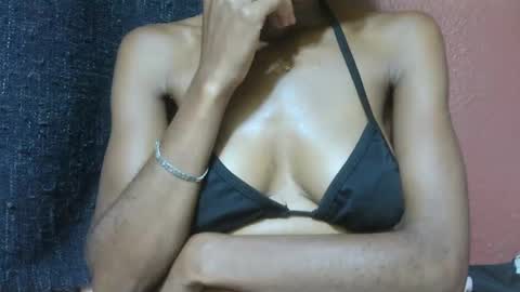 Snapshot of alicia253177 chatting on 02-25-25, 05:08 alicia253177 online show from 02-25-25, 05:08