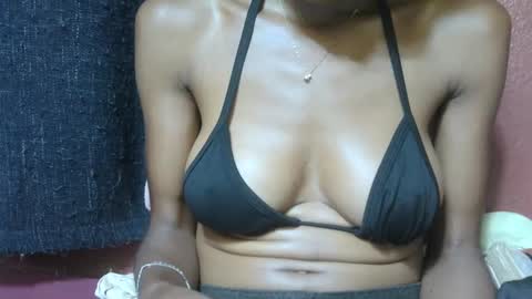 Snapshot of alicia253177 chatting on 03-12-25, 10:37 alicia253177 online show from 03-12-25, 10:37