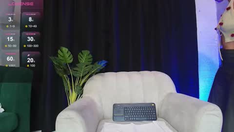 Salome online show from 11-06-25, 11:44