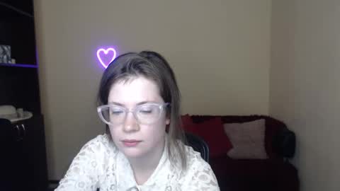 Alicia online show from 02-08-25, 01:01