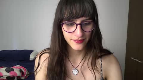 Snapshot of alicia_love29 chatting on 01-02-25, 06:45 Alice online show from 01-02-25, 06:45