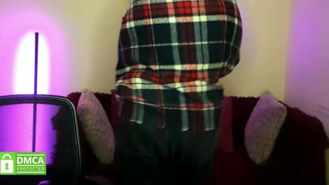 Snapshot of alicia_side_red chatting on 11-22-25, 06:34 Alicia online show from 11-22-25, 06:34