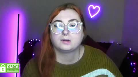 Snapshot of alicia_side_red chatting on 01-09-26, 12:41 Alicia online show from 01-09-26, 12:41