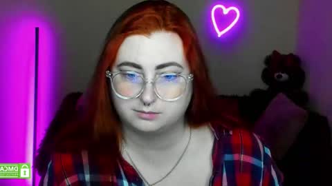 Snapshot of alicia_side_red chatting on 02-07-26, 07:01 Alicia online show from 02-07-26, 07:01