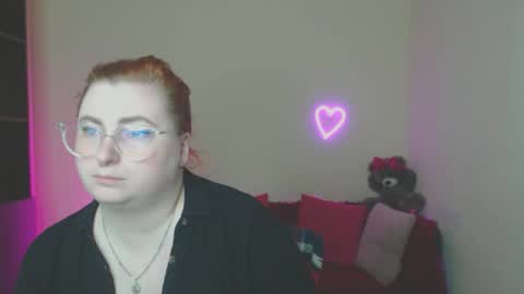 Snapshot of alicia_side_red chatting on 03-01-26, 06:26 Alicia online show from 03-01-26, 06:26