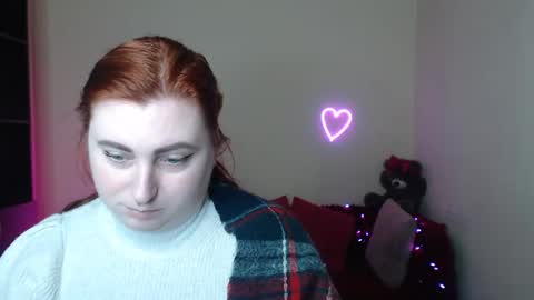 Snapshot of alicia_side_red chatting on 03-12-26, 07:25 Alicia online show from 03-12-26, 07:25