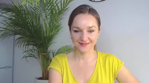 Snapshot of alicialux chatting on 12-02-24, 07:58 Alicia online show from 12-02-24, 07:58