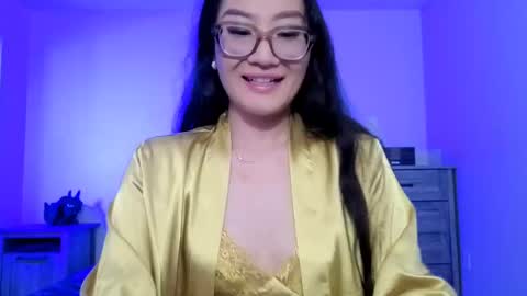 Alicia Hebi online show from 10-06-25, 04:15