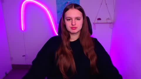 Alicie online show from 11-18-25, 06:51